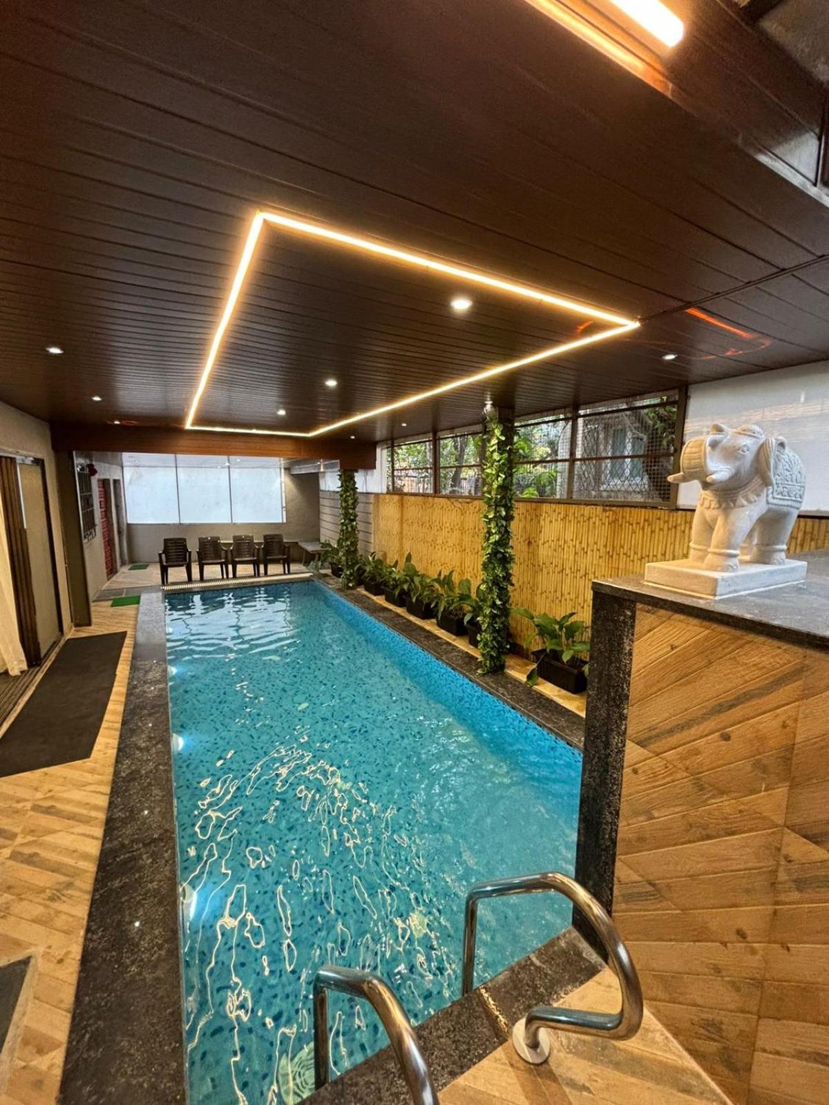 罗纳瓦拉Ll Golden Leaf Ll 3Bhk Ll Ac Ll别墅 外观 照片